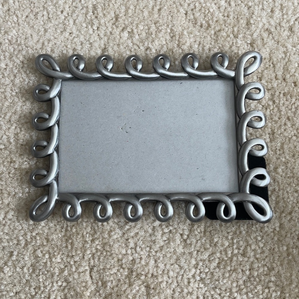 Silver 4x6” picture frame